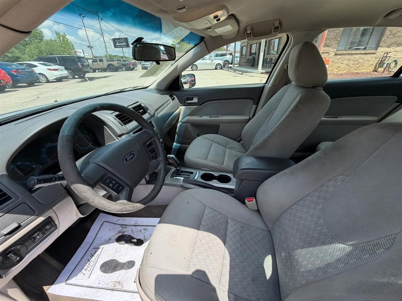 Ford Fusion 4dr Sdn S FWD 2010
