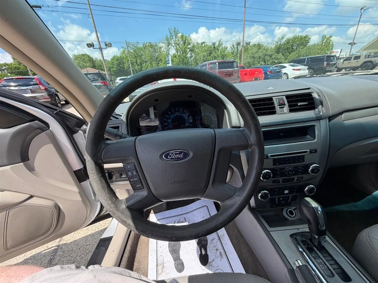 Ford Fusion 4dr Sdn S FWD 2010