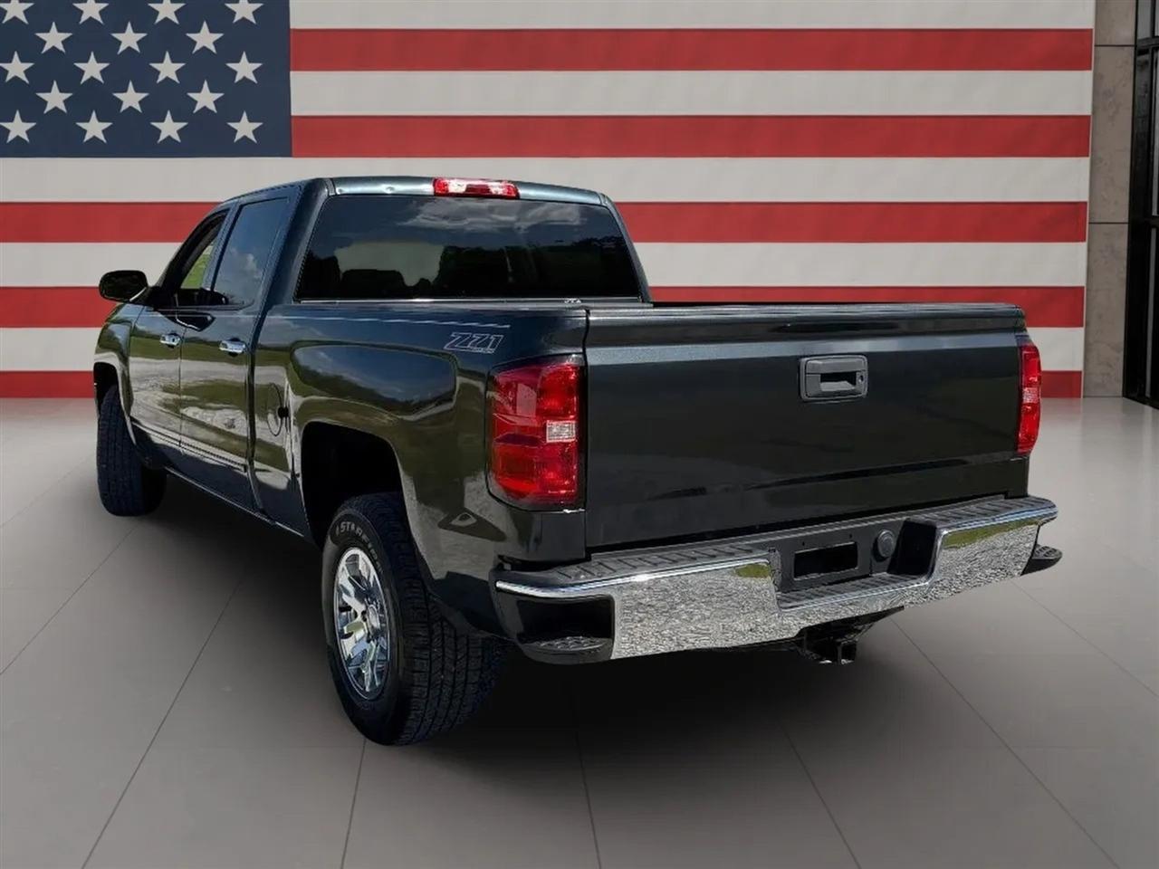 Chevrolet Silverado 1500 4WD Crew Cab 153.0" LT w/1LT 2017