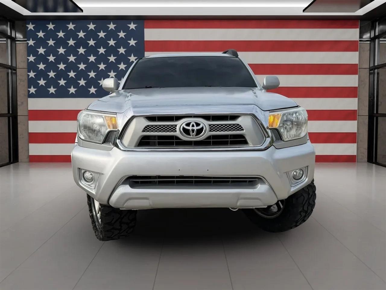 Toyota Tacoma 2WD Double Cab V6 AT PreRunner (Natl) 2012