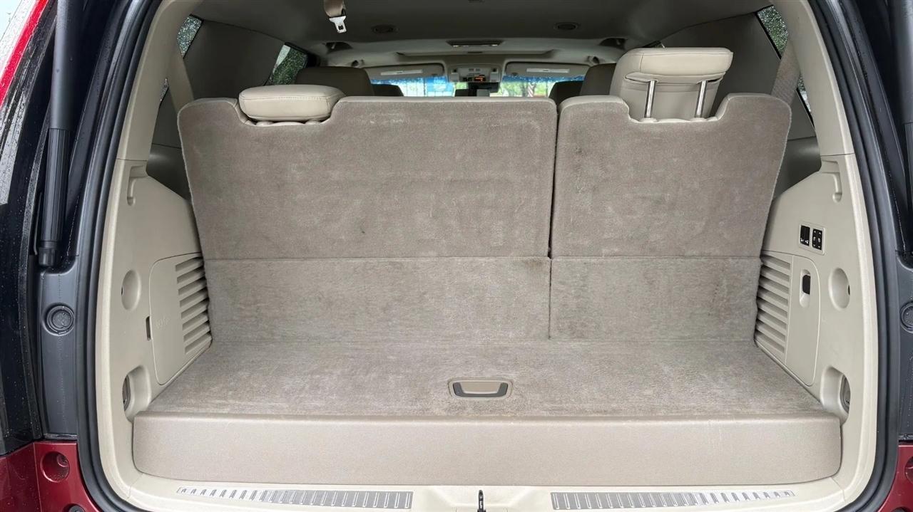 Cadillac Escalade 2WD 4dr Luxury 2019