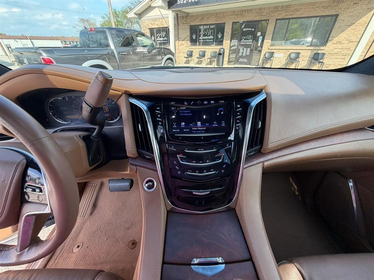 Cadillac Escalade 4WD 4dr Platinum 2017
