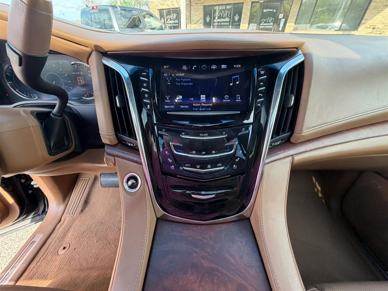Cadillac Escalade 4WD 4dr Platinum 2017