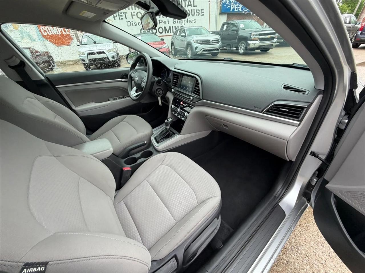 Hyundai Elantra SEL IVT SULEV 2020