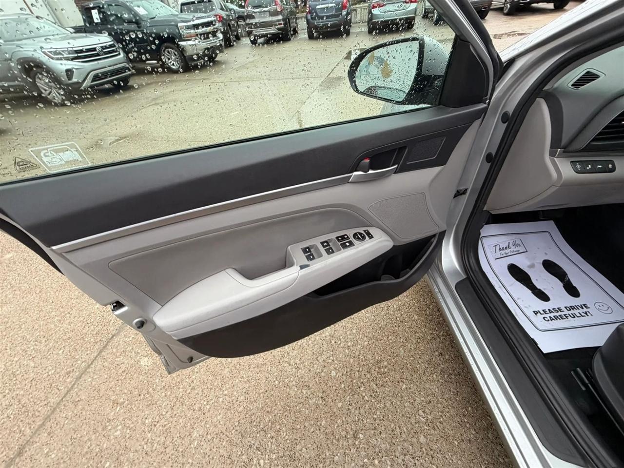 Hyundai Elantra SEL IVT SULEV 2020