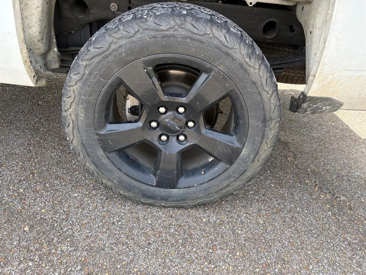 Chevrolet Silverado 1500 4WD Double Cab 143.5" Custom 2018