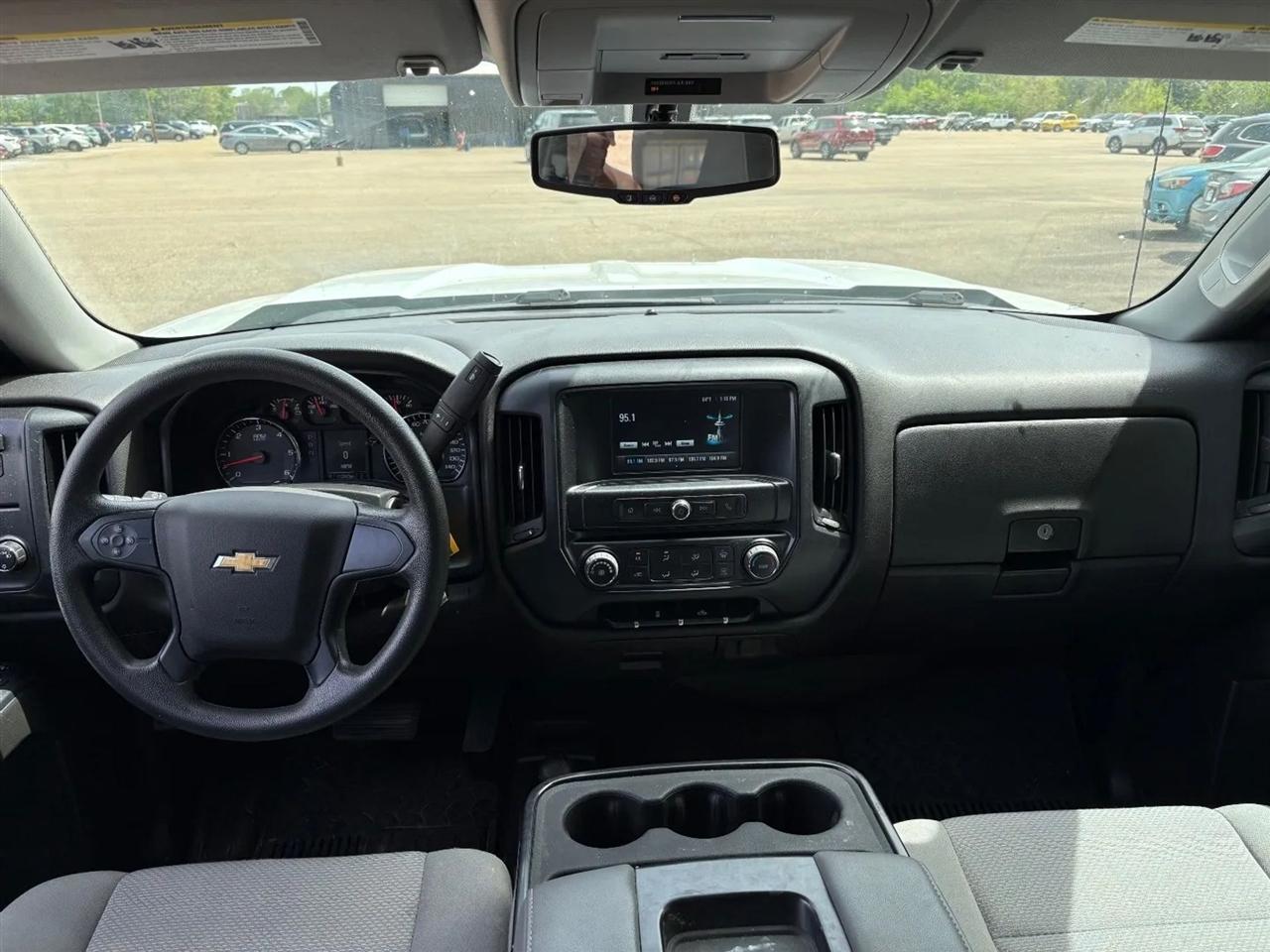 Chevrolet Silverado 1500 4WD Double Cab 143.5" Custom 2018