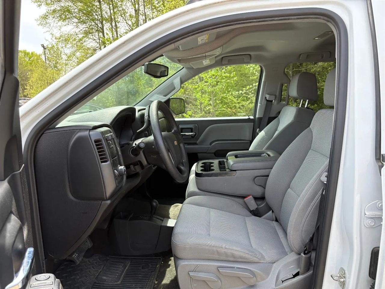 Chevrolet Silverado 1500 4WD Double Cab 143.5" Custom 2018