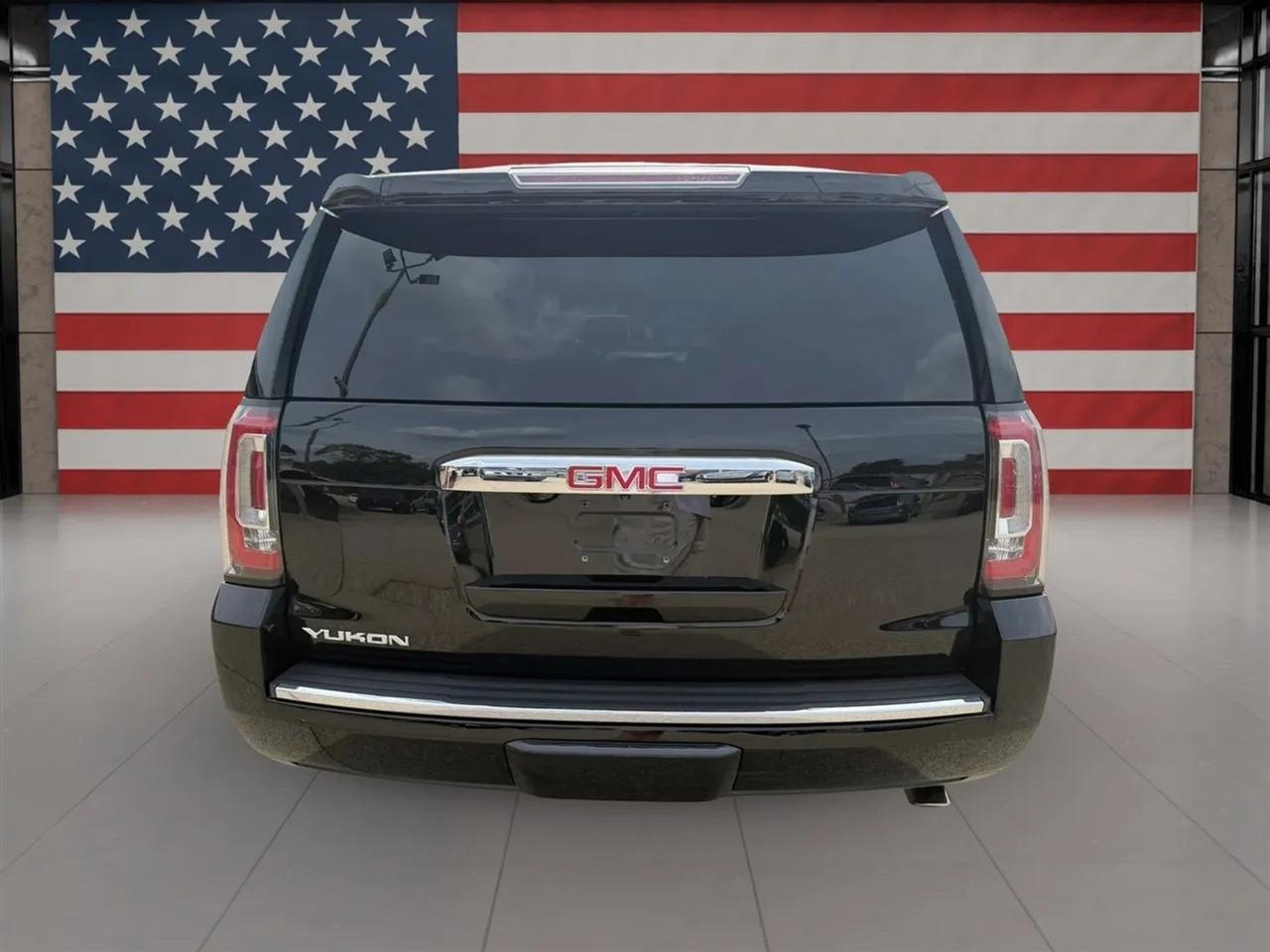 GMC Yukon 2WD 4dr Denali 2018