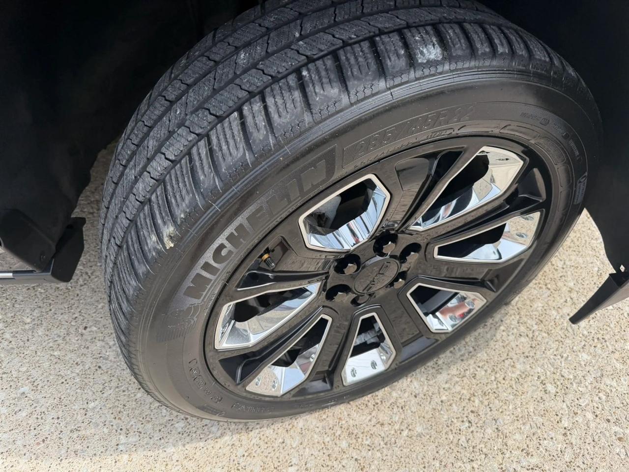 GMC Yukon 2WD 4dr Denali 2018
