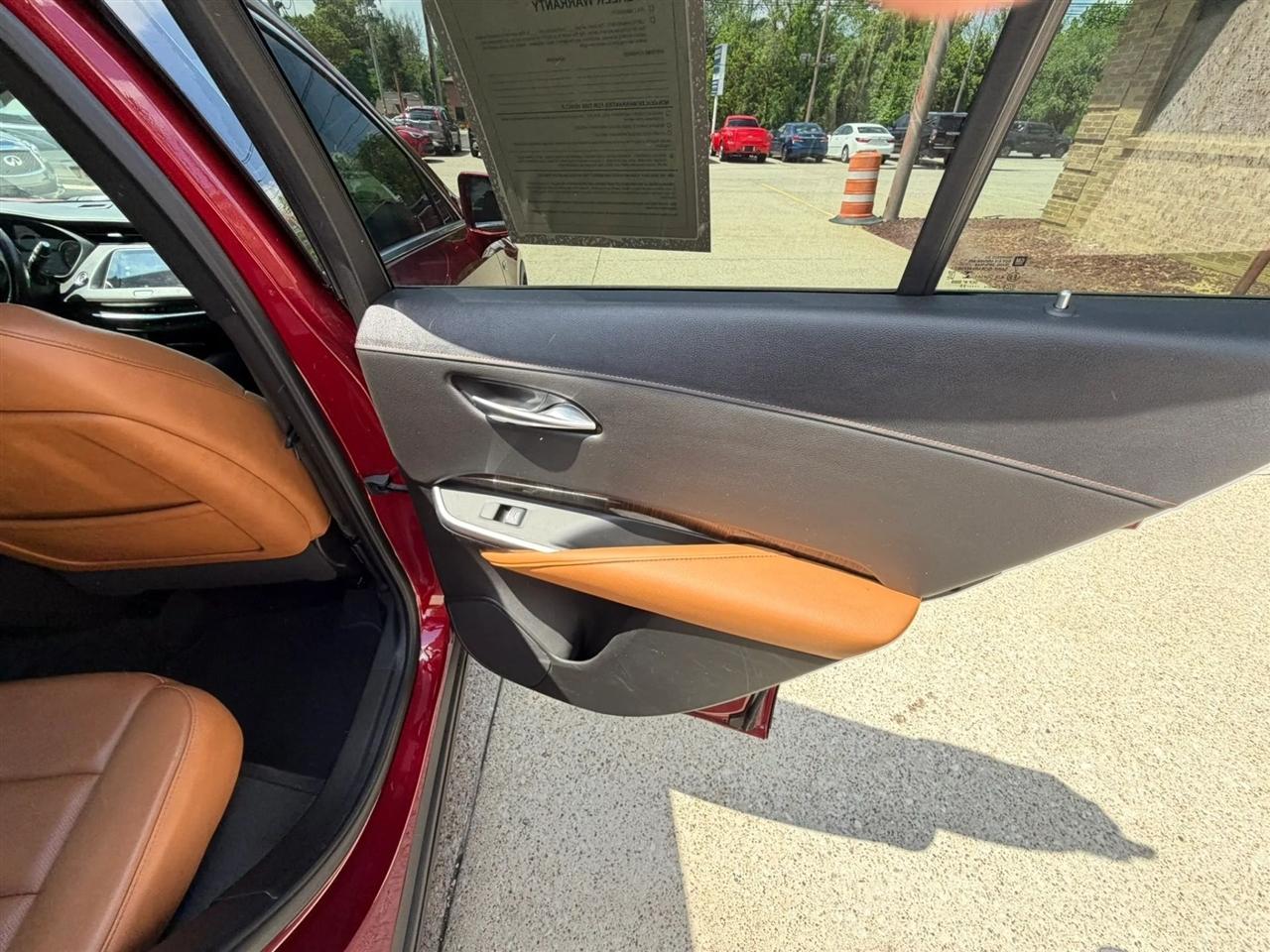 Cadillac XT4 FWD 4dr Premium Luxury 2020