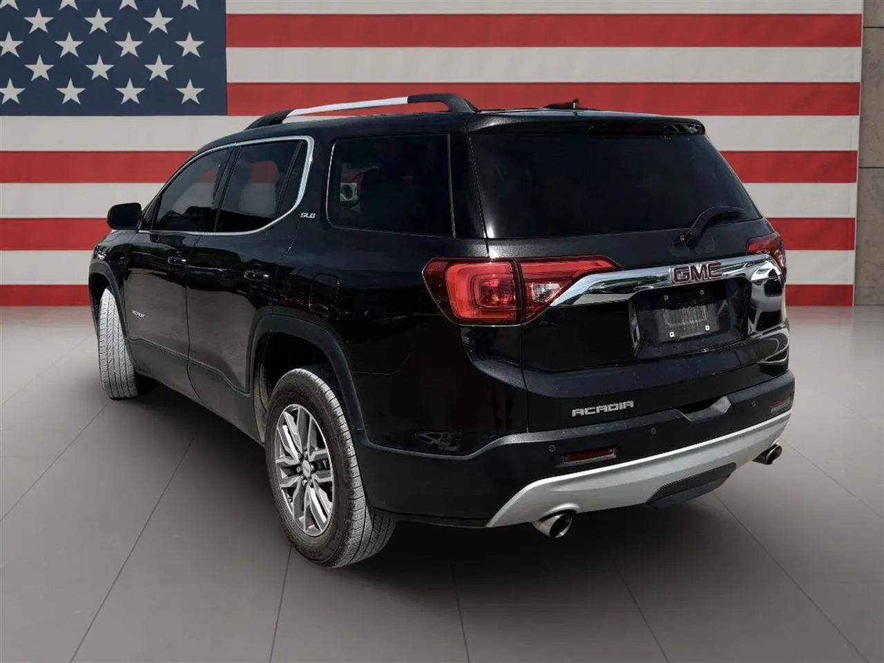 GMC Acadia FWD 4dr SLE w/SLE-2 2017