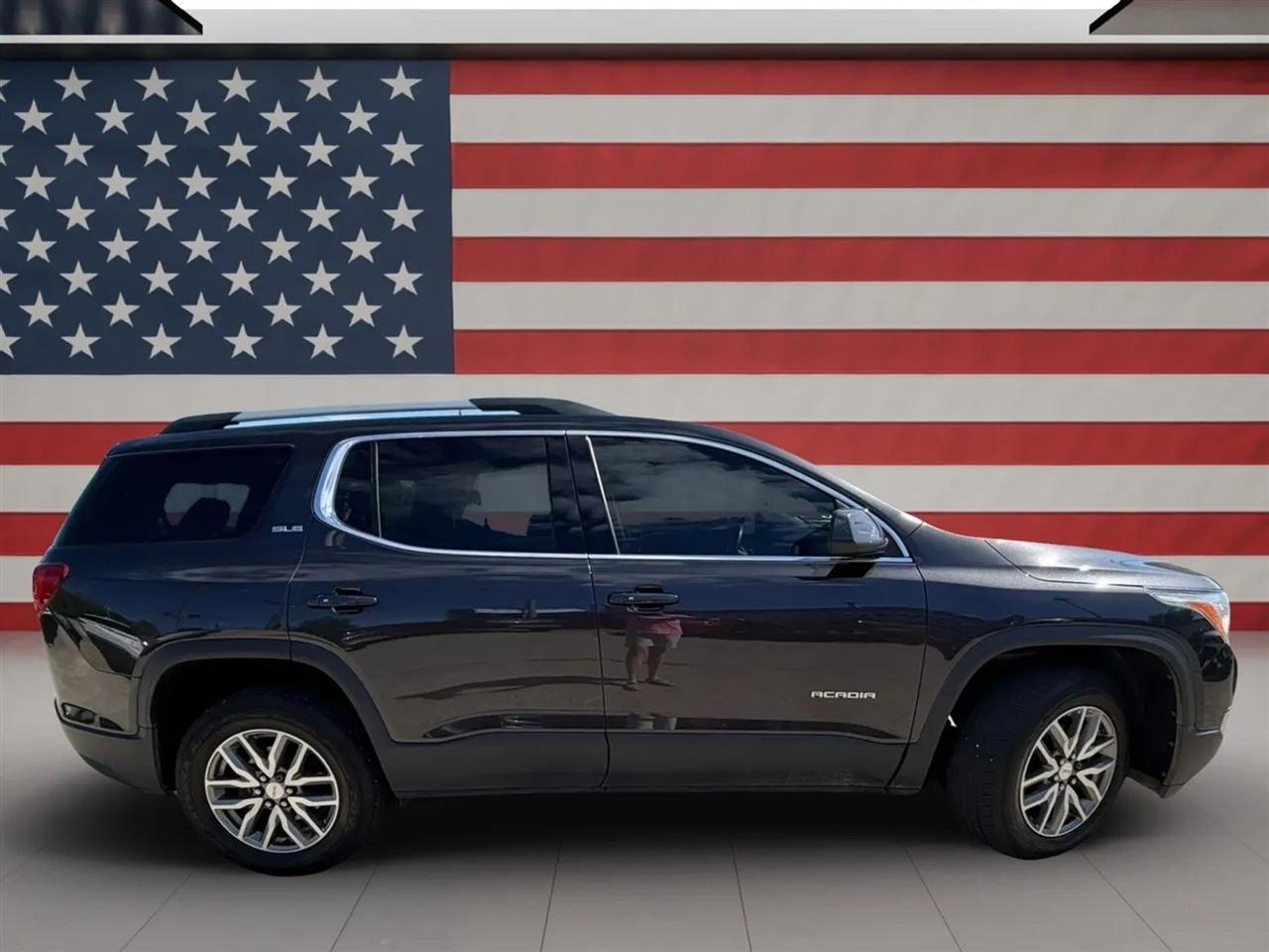 GMC Acadia FWD 4dr SLE w/SLE-2 2017