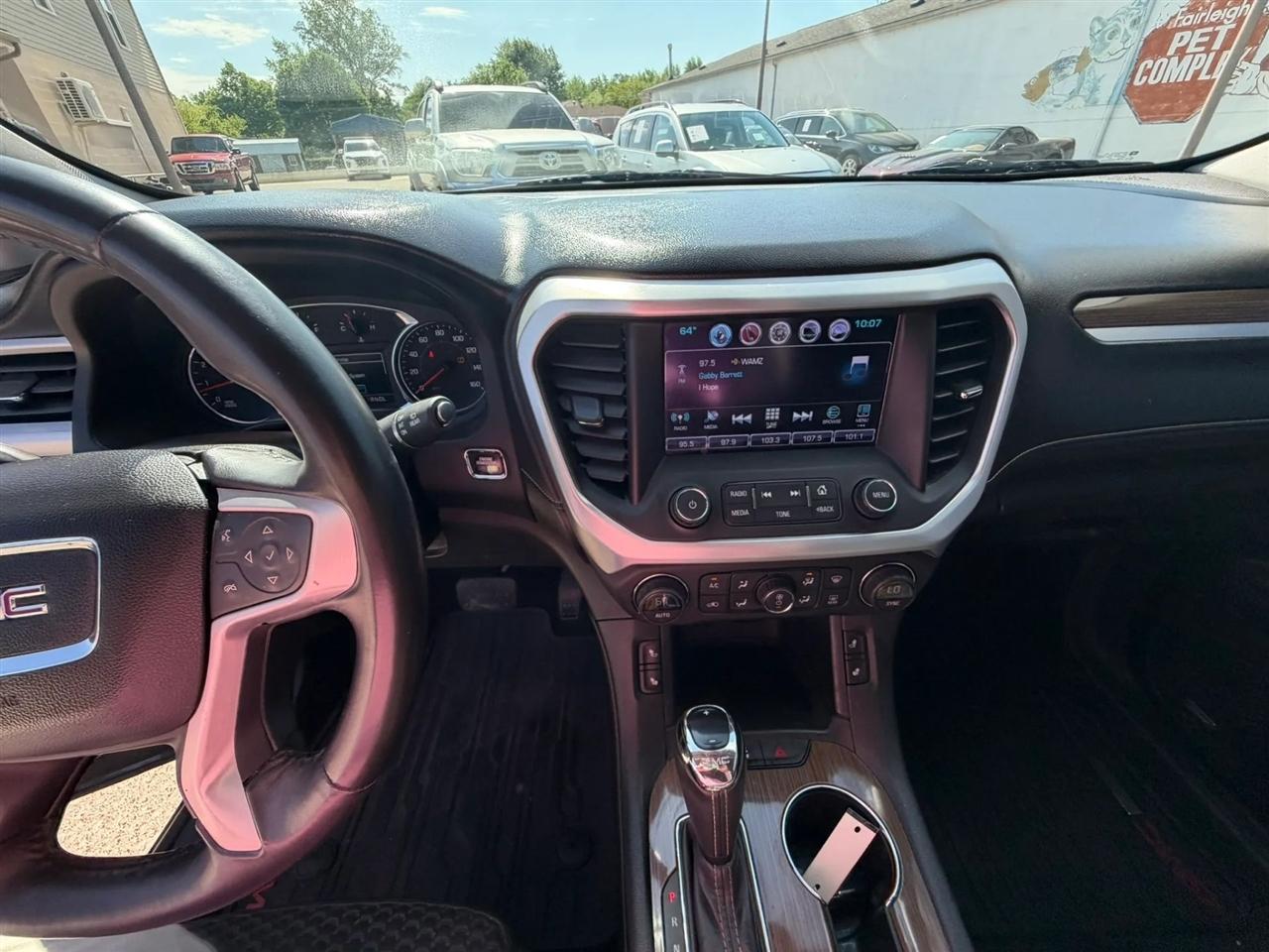 GMC Acadia FWD 4dr SLE w/SLE-2 2017