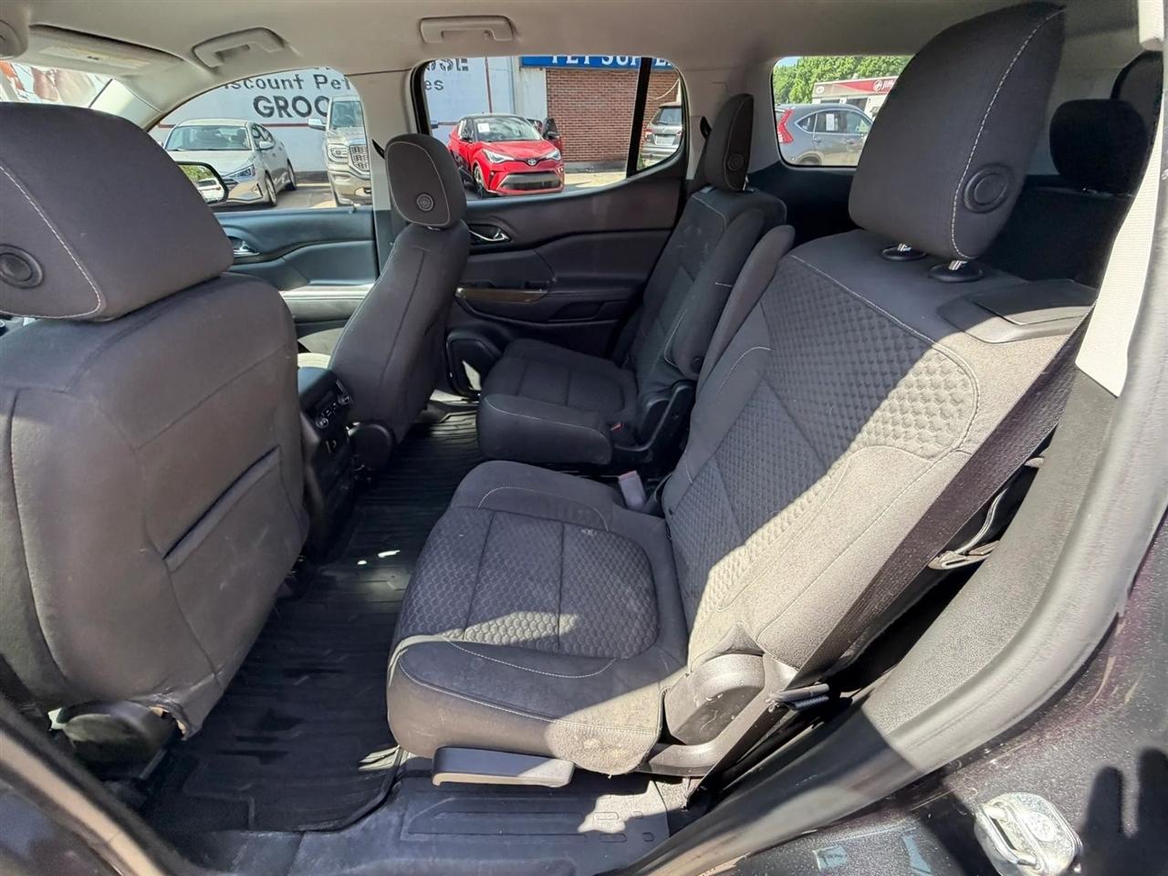 GMC Acadia FWD 4dr SLE w/SLE-2 2017