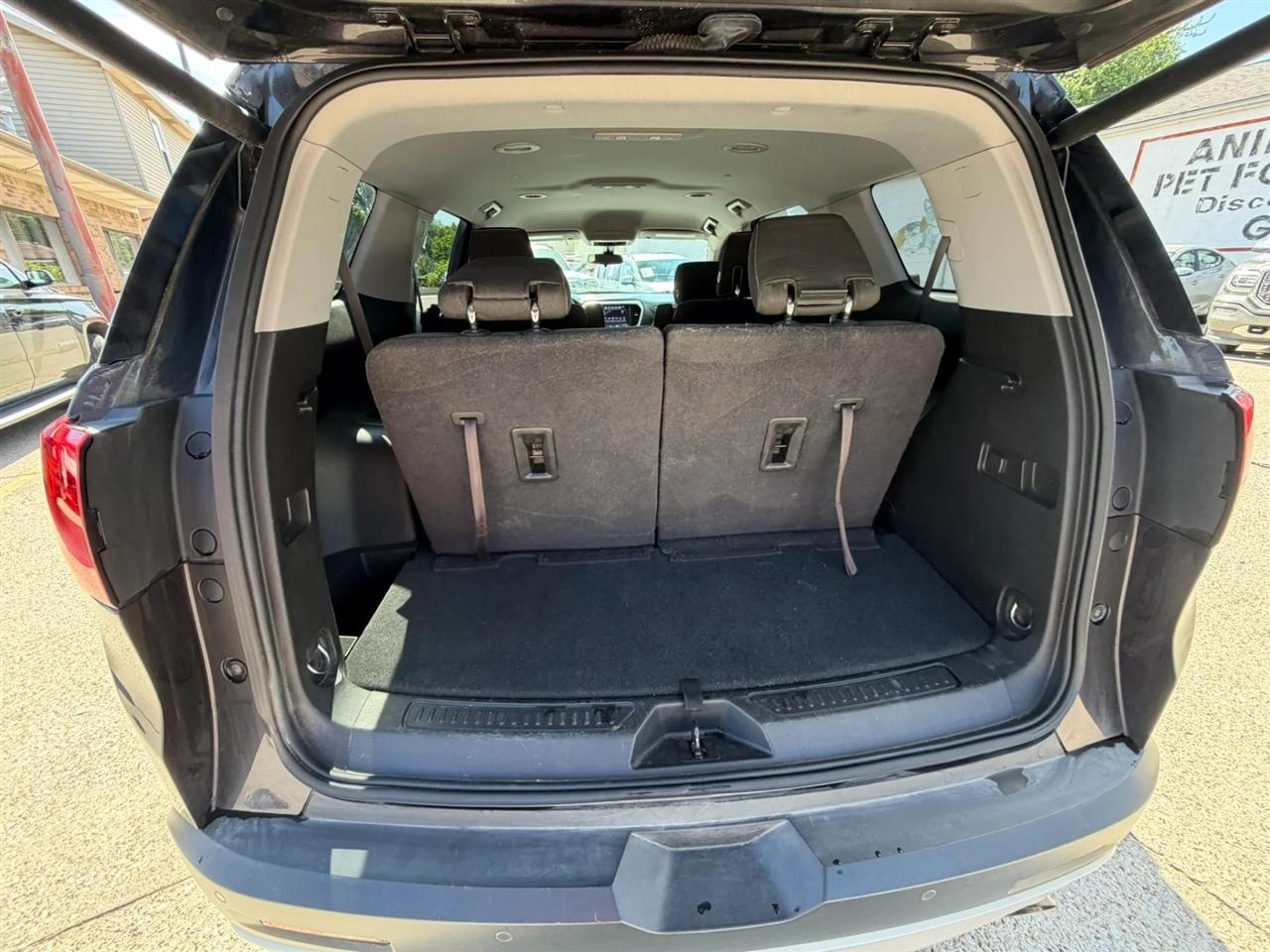 GMC Acadia FWD 4dr SLE w/SLE-2 2017