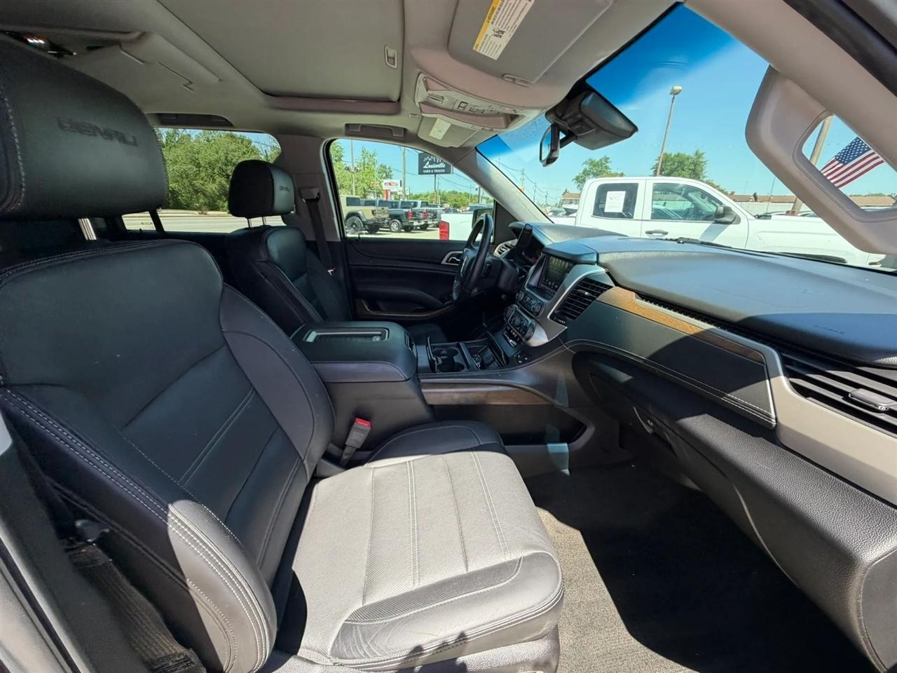 GMC Yukon XL 2WD 4dr Denali 2018