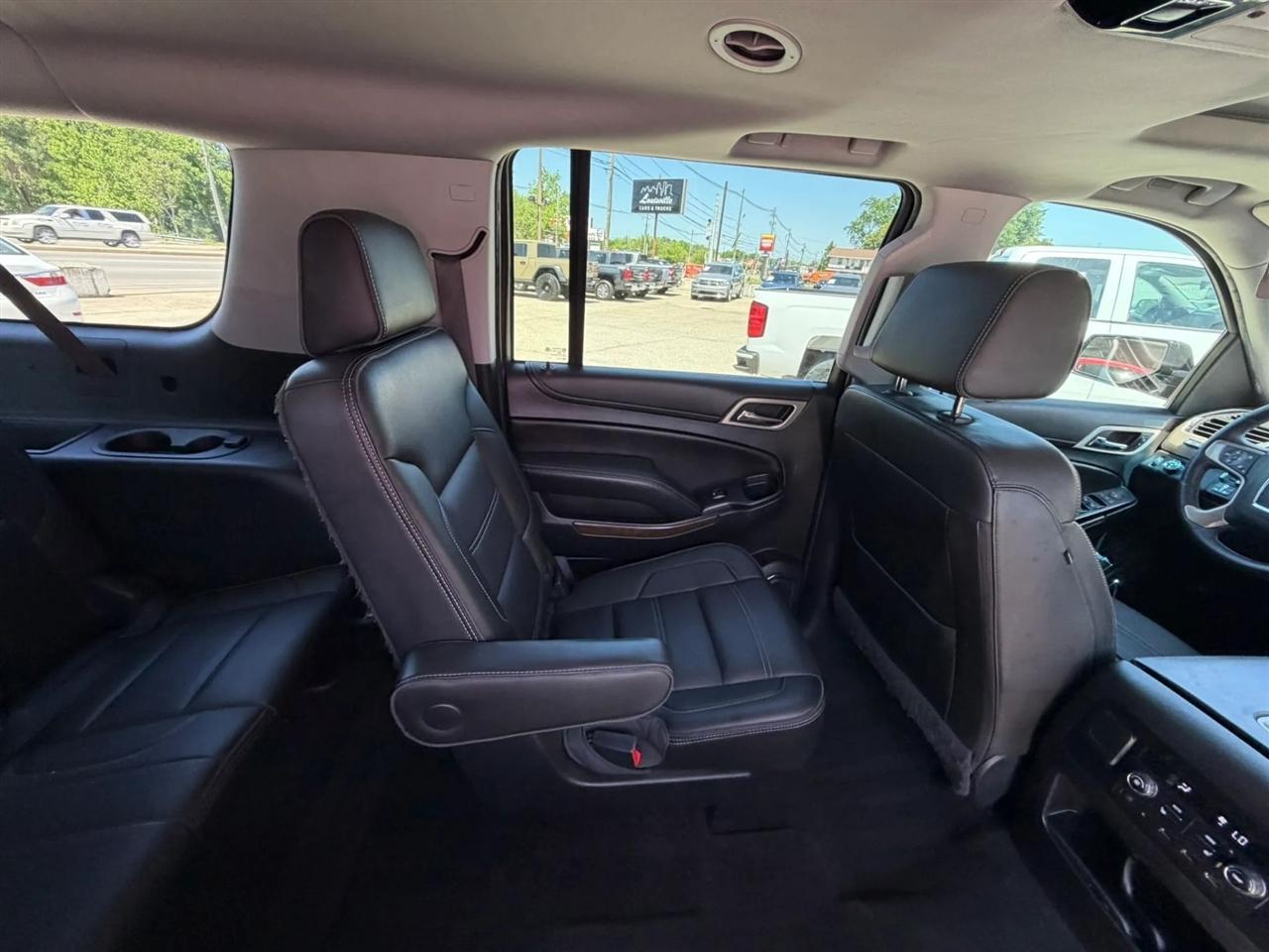 GMC Yukon XL 2WD 4dr Denali 2018