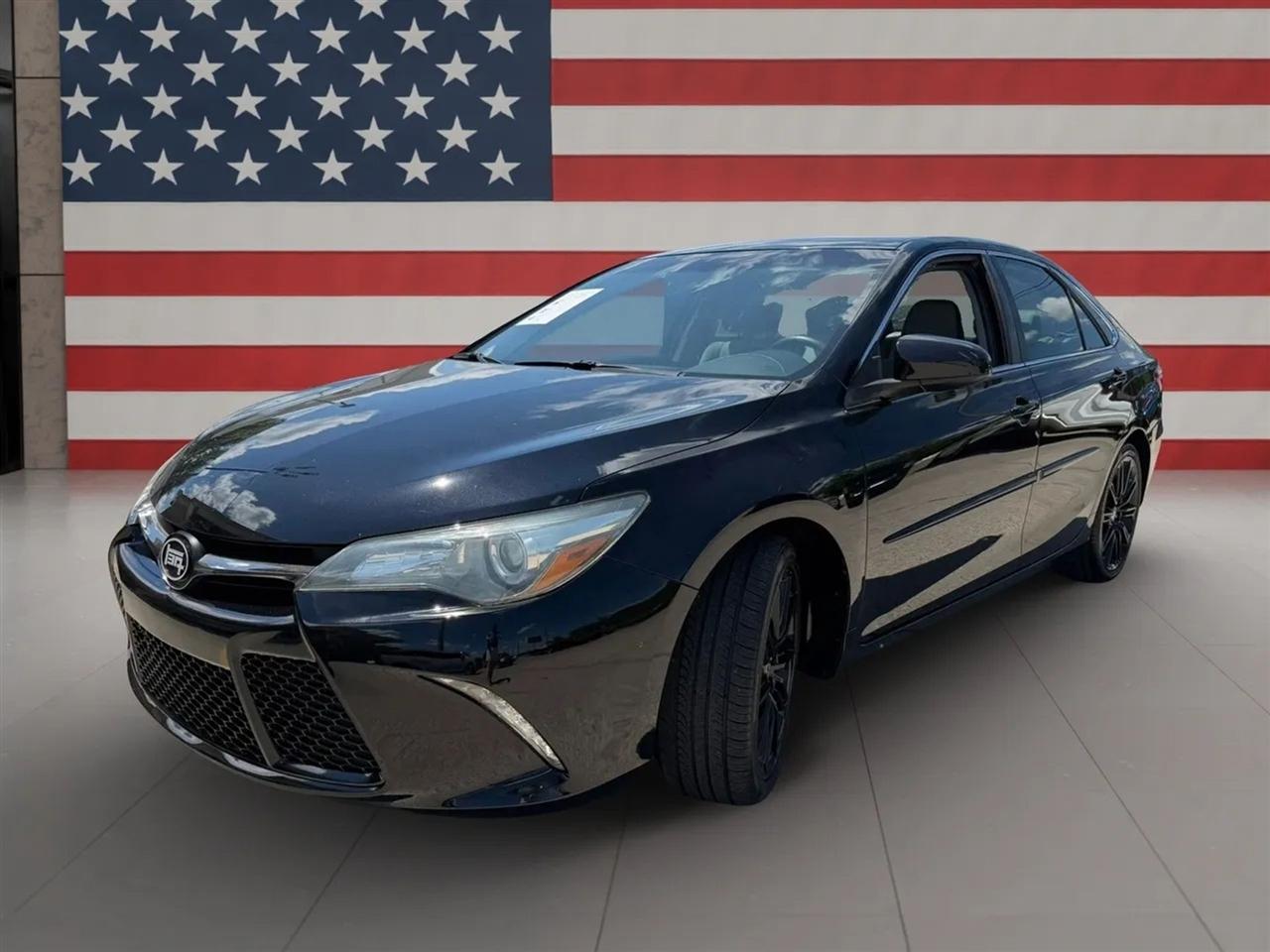 Toyota Camry 4dr Sdn I4 Auto SE w/Special Edition Pkg (Natl) 2016
