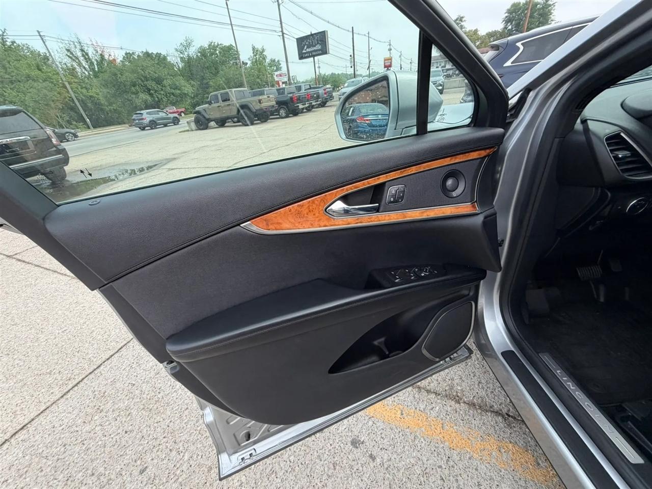 Lincoln Nautilus Reserve AWD 2020