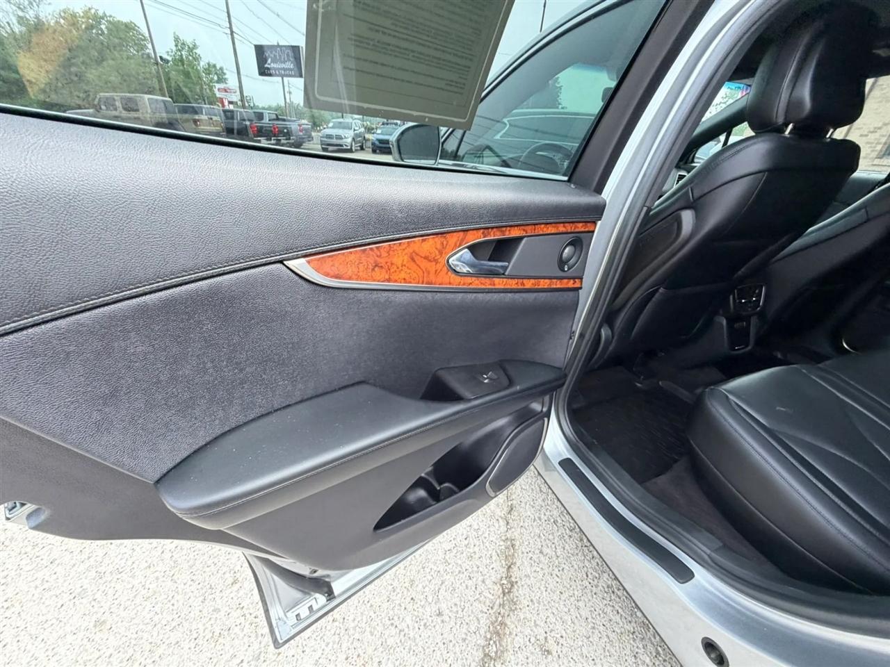 Lincoln Nautilus Reserve AWD 2020