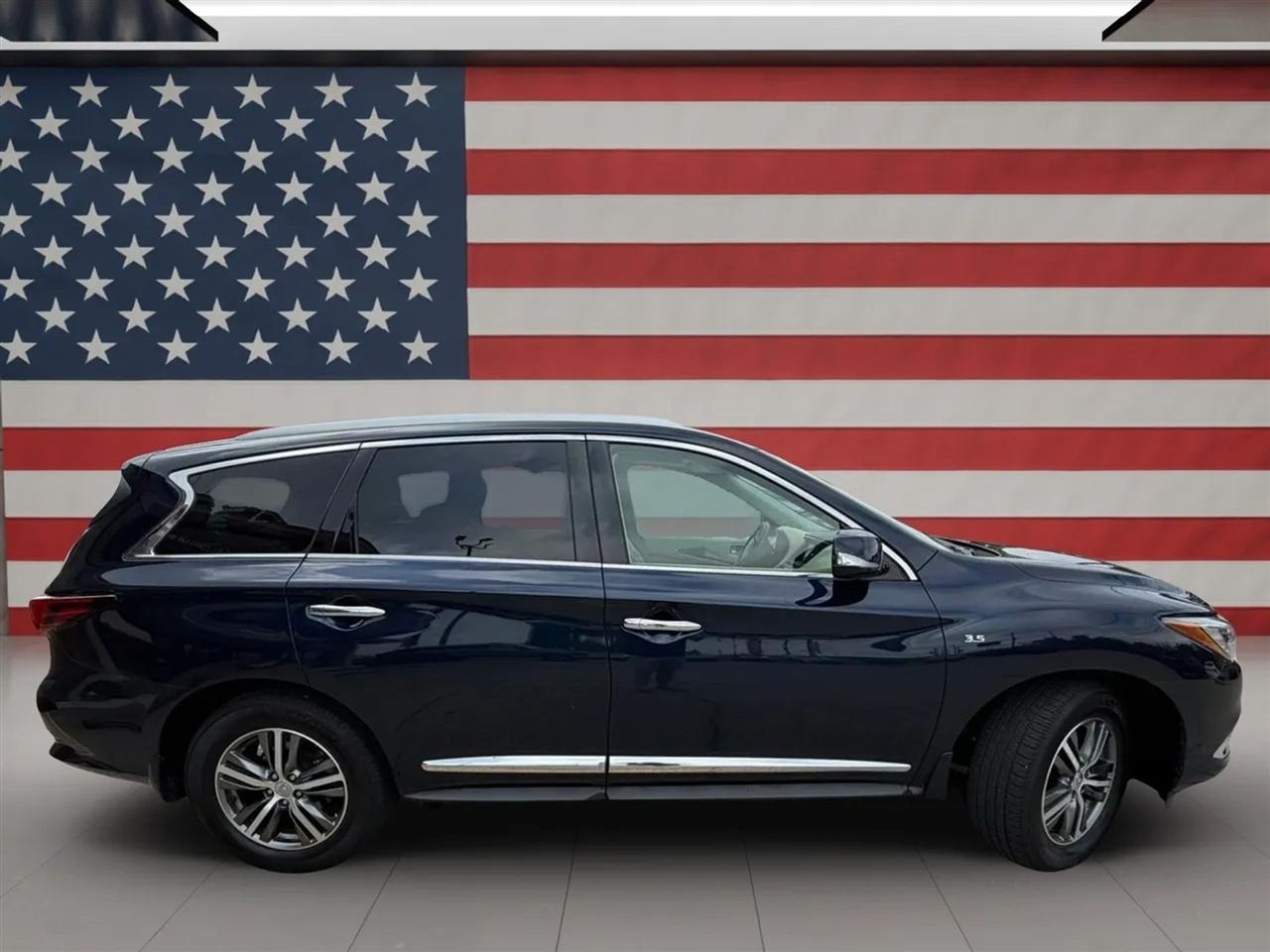 Infiniti QX60 2019.5 LUXE FWD 2019