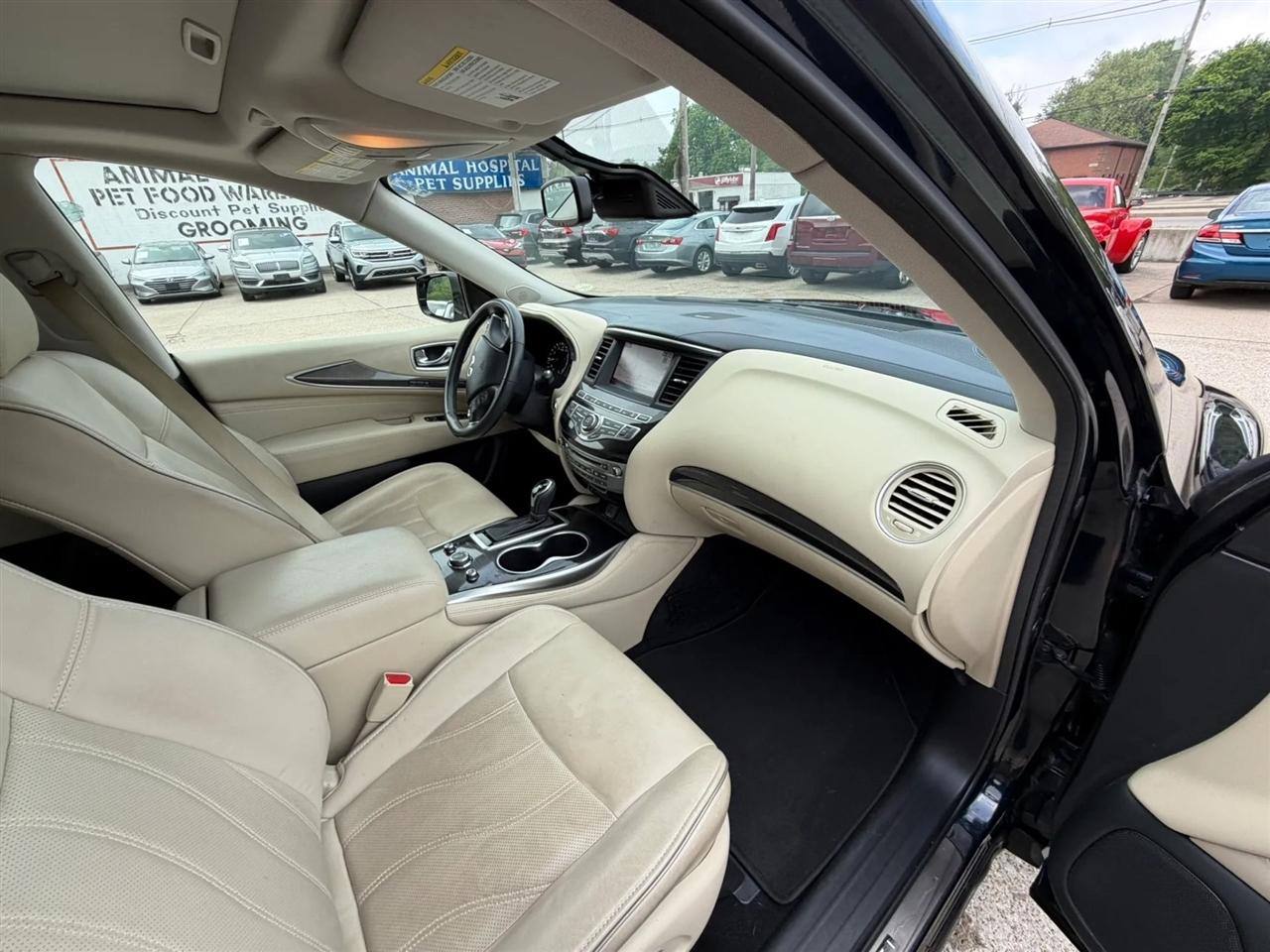 Infiniti QX60 2019.5 LUXE FWD 2019