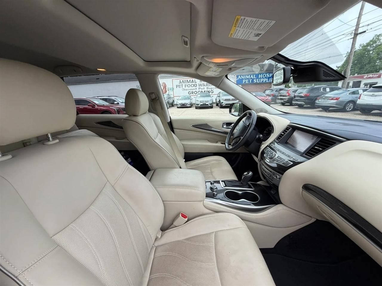 Infiniti QX60 2019.5 LUXE FWD 2019