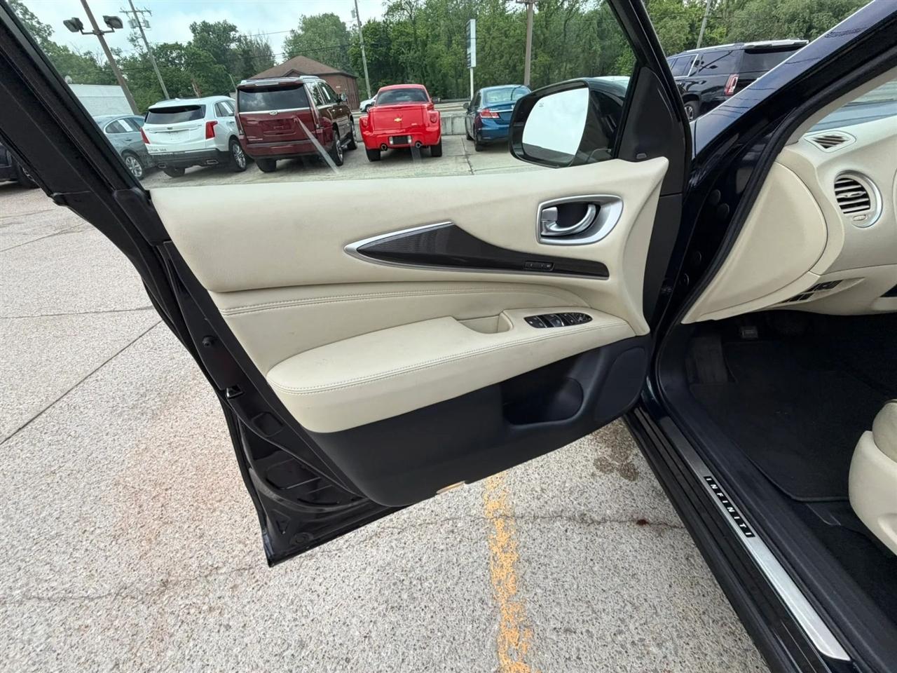 Infiniti QX60 2019.5 LUXE FWD 2019