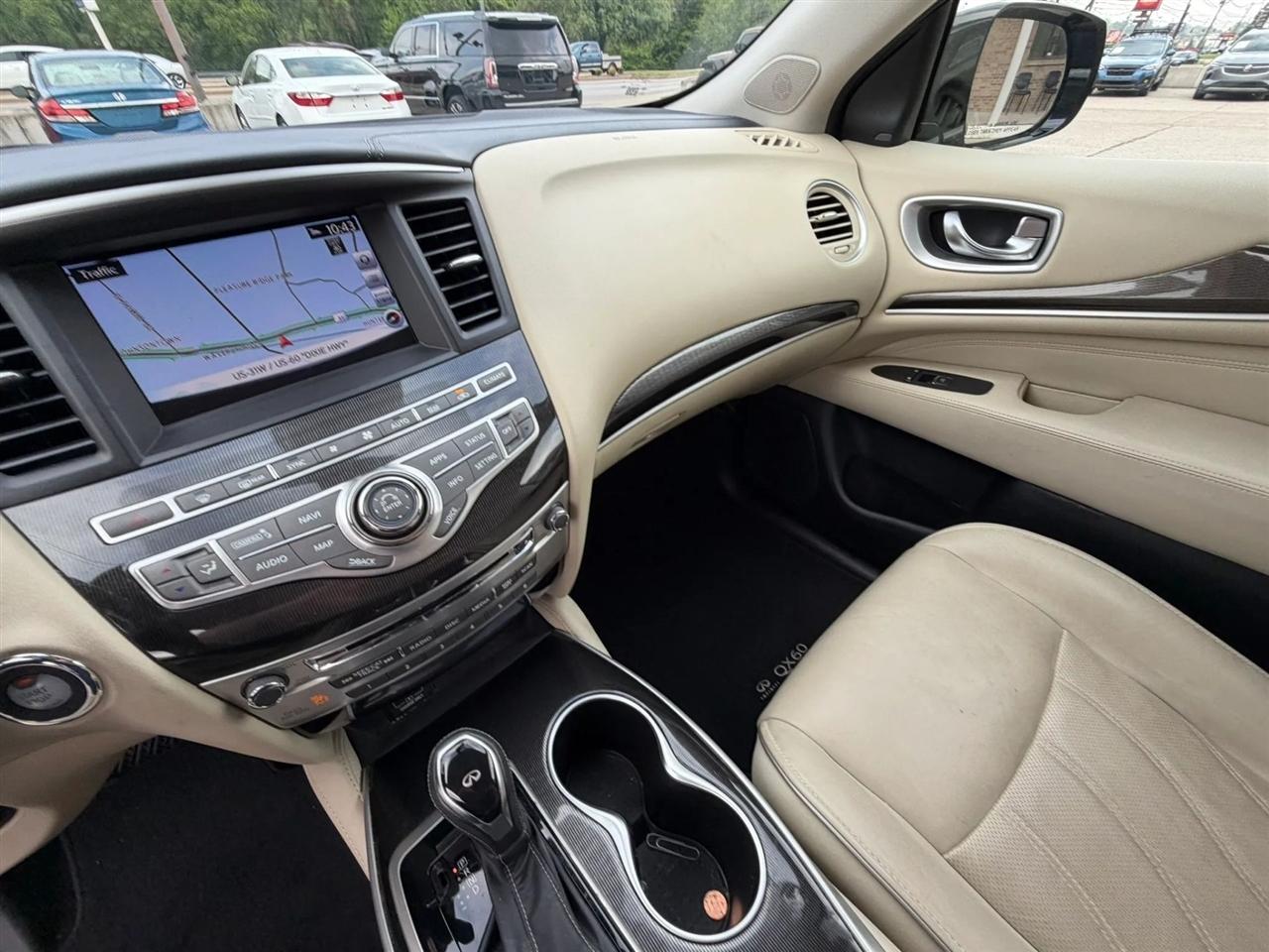 Infiniti QX60 2019.5 LUXE FWD 2019
