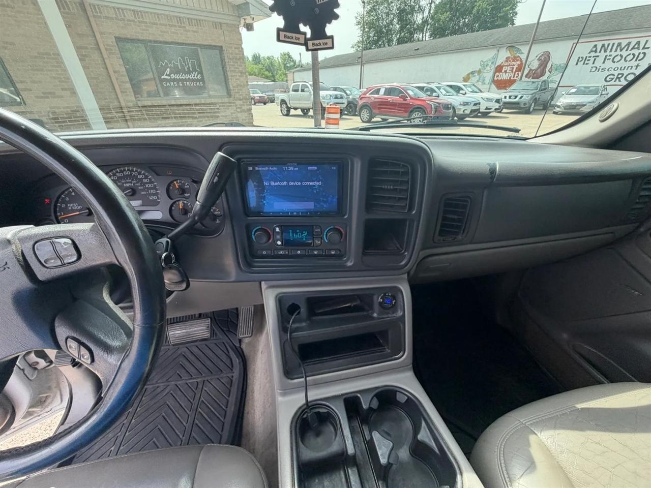 Chevrolet Tahoe 4dr 1500 4WD LT 2005