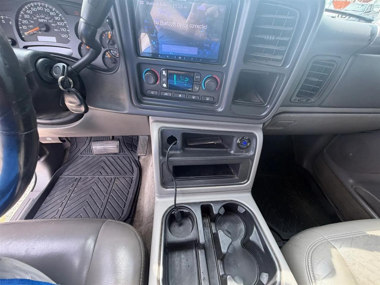 Chevrolet Tahoe 4dr 1500 4WD LT 2005