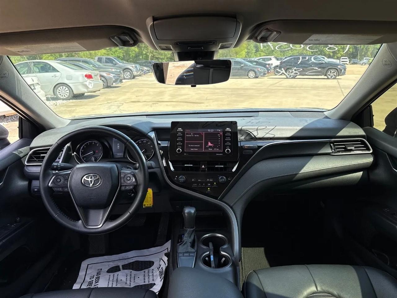 Toyota Camry SE Auto (Natl) 2024