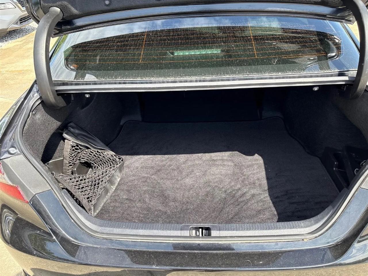 Toyota Camry SE Auto (Natl) 2024