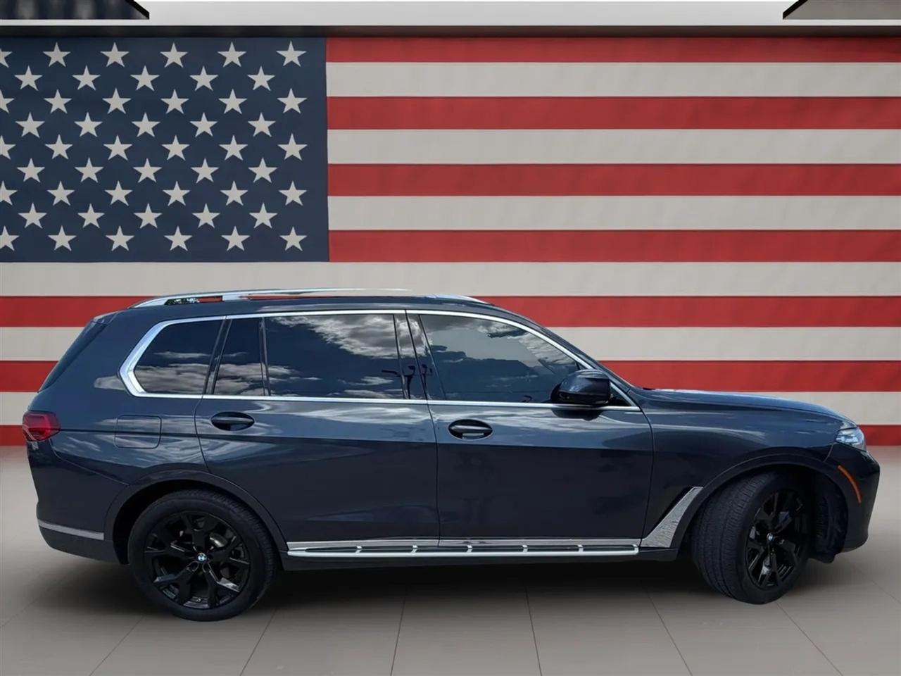 BMW X7 xDrive40i Sports Activity Vehicle 2020