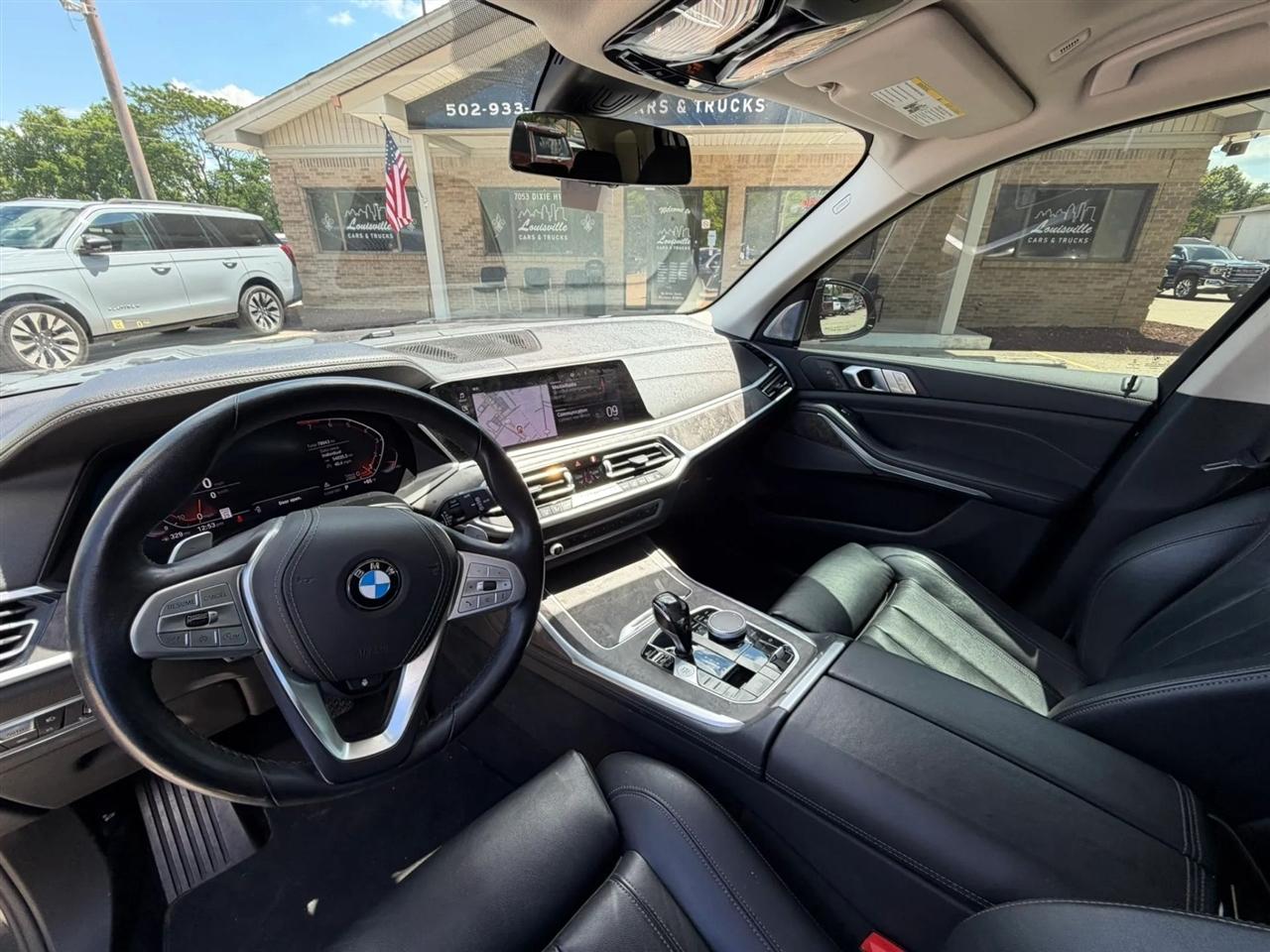 BMW X7 xDrive40i Sports Activity Vehicle 2020