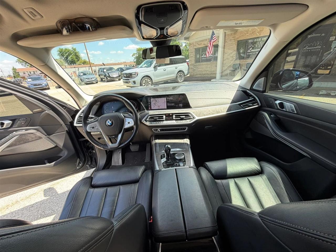 BMW X7 xDrive40i Sports Activity Vehicle 2020
