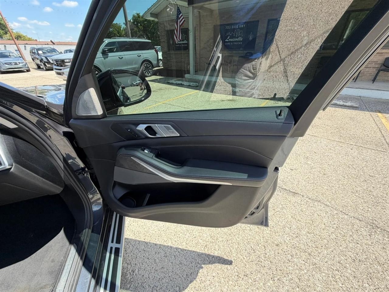 BMW X7 xDrive40i Sports Activity Vehicle 2020