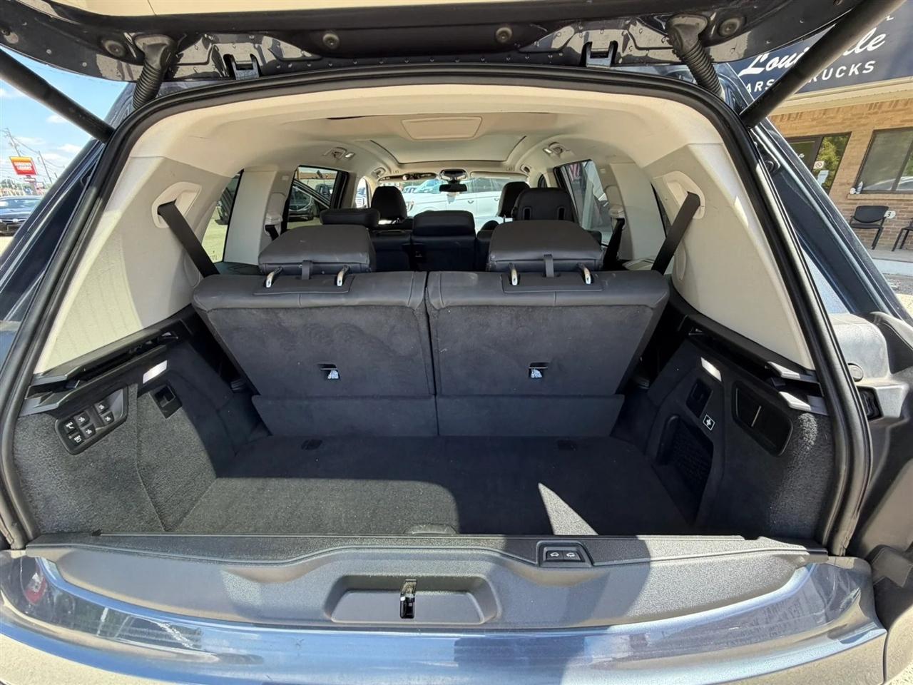 BMW X7 xDrive40i Sports Activity Vehicle 2020