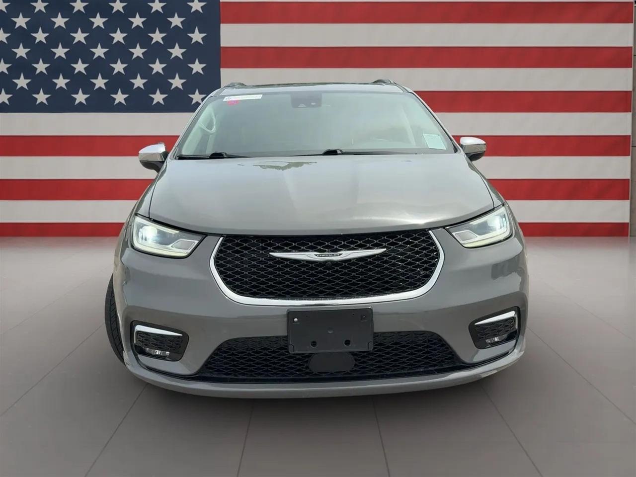 Chrysler Pacifica Limited FWD 2023