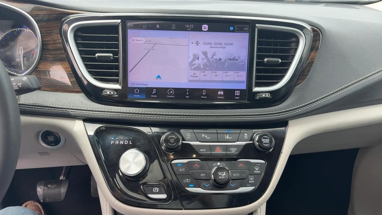 Chrysler Pacifica Limited FWD 2023