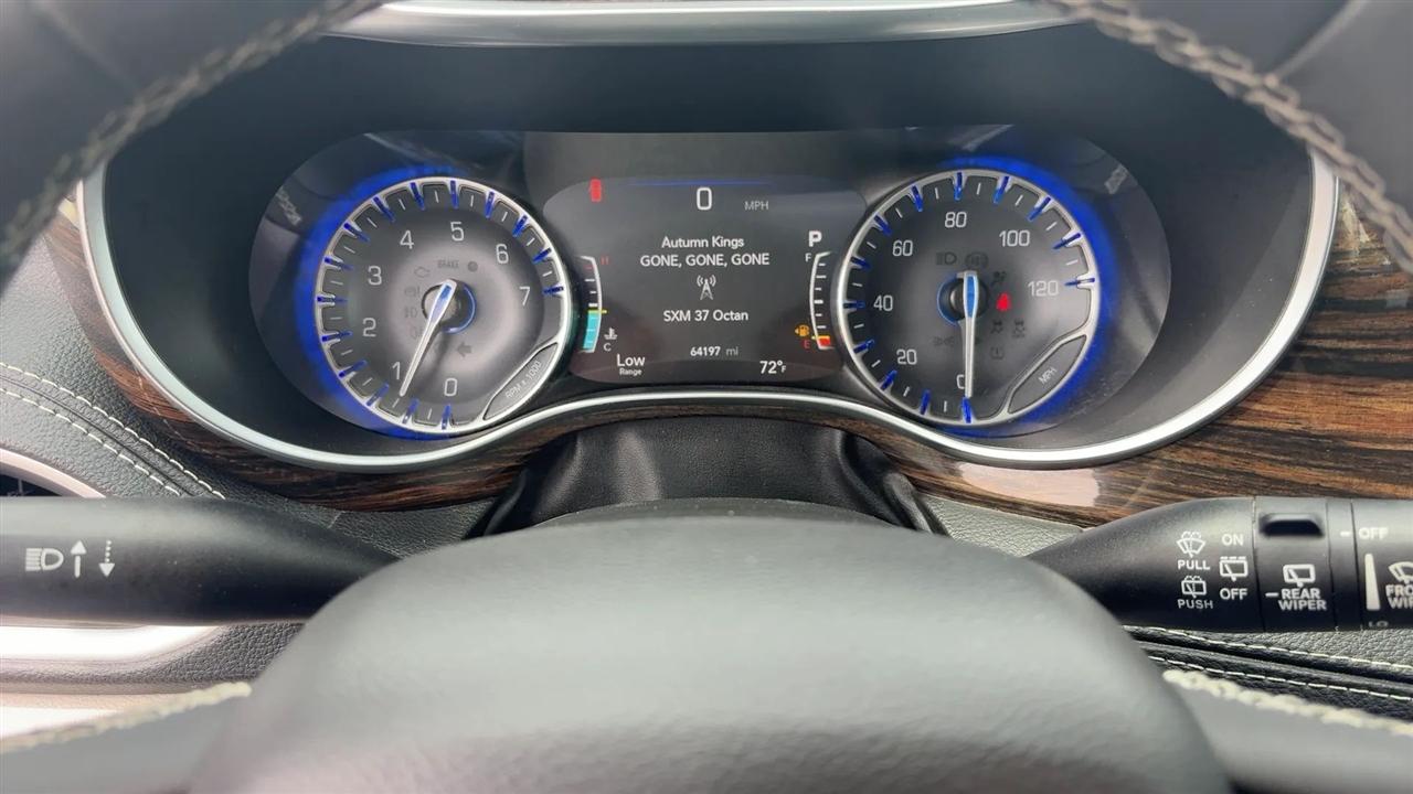 Chrysler Pacifica Limited FWD 2023