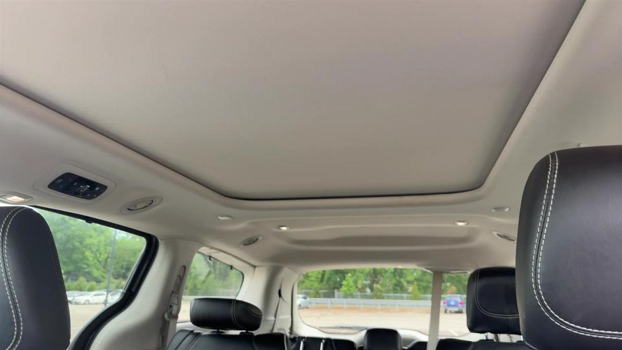 Chrysler Pacifica Limited FWD 2023