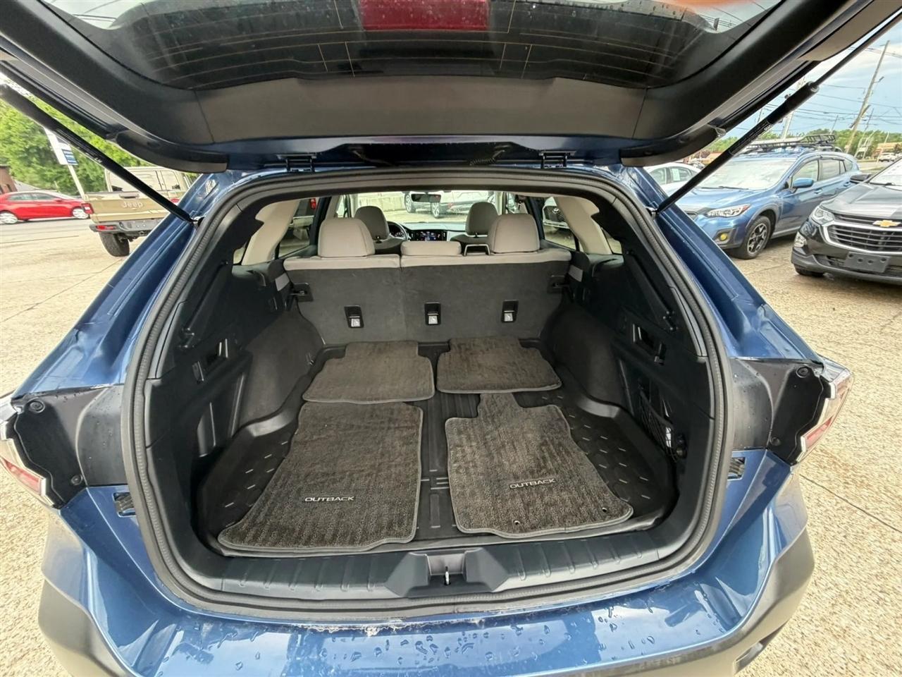 Subaru Outback Premium CVT 2021