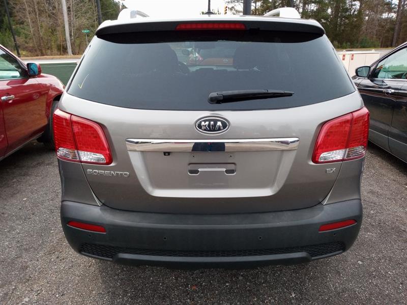 Kia Sorento EX 2WD 2011 Kia Sorento EX 2WD 2011