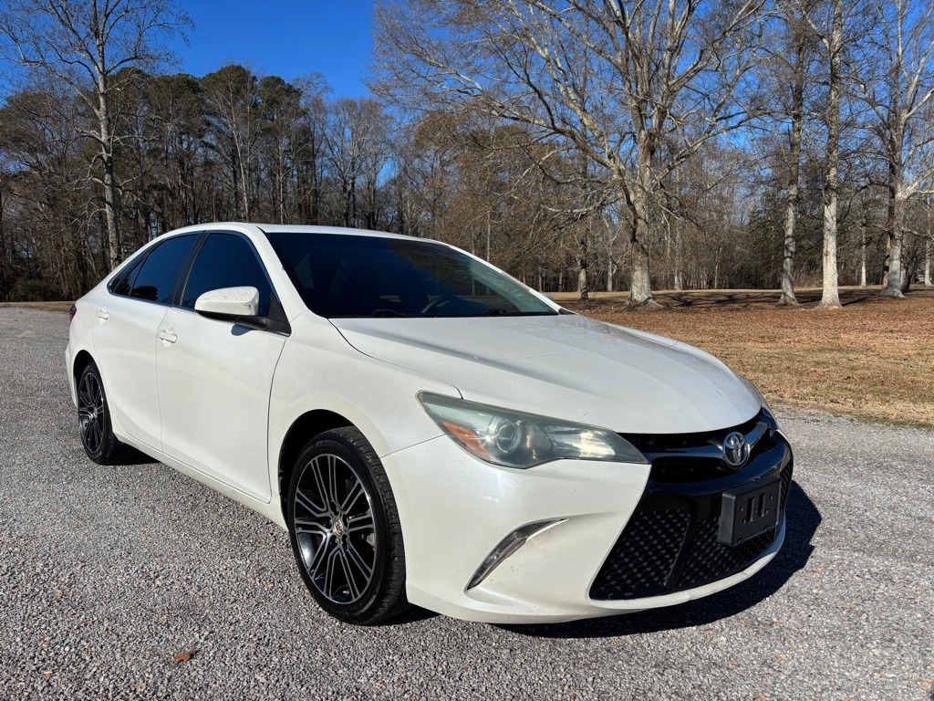 Toyota Camry SE 2016