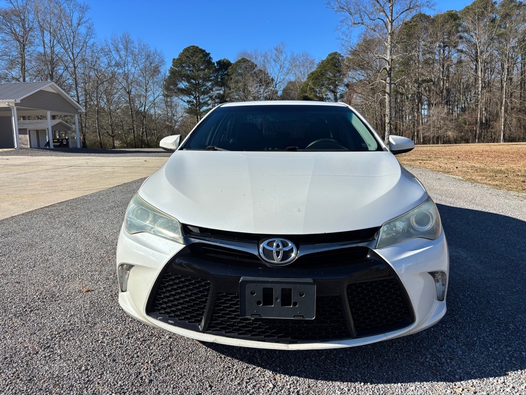 Toyota Camry SE 2016