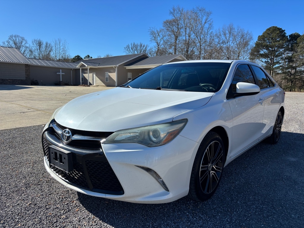 Toyota Camry SE 2016