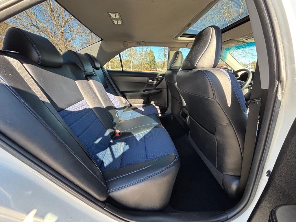 Toyota Camry SE 2016