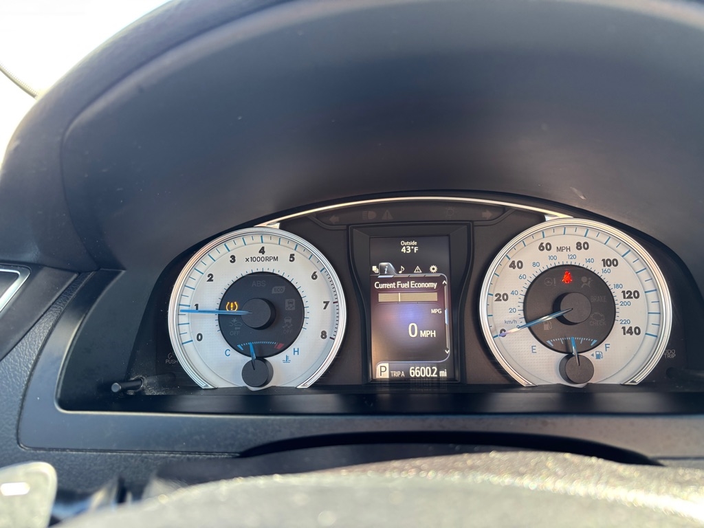 Toyota Camry SE 2016